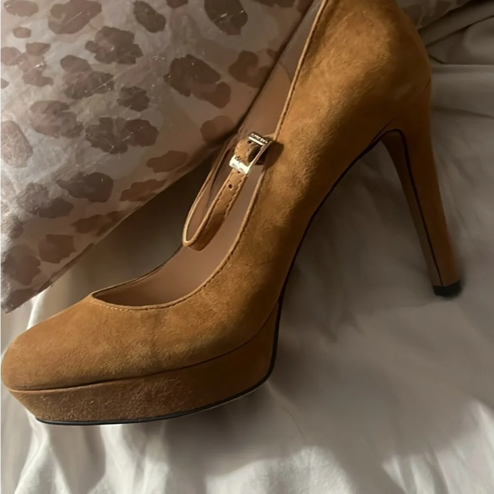 Vince Camuto Tan Suede Heels - Picture 6 of 7